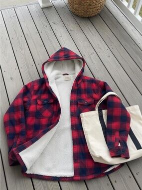 Women’s Sherpa-Lined Red Plaid Hooded Jacket